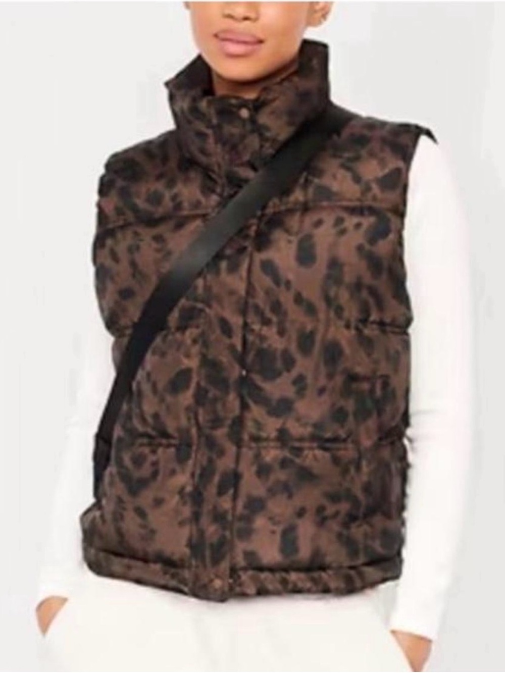 Old Navy Water-Resistant Puffer Vest Brown Animal Print Black Medium Leopard